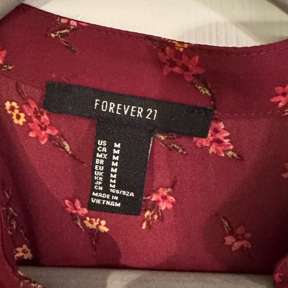 Forever 21 Y2K Maroon Floral Top Size Medium - Picture 3 of 4